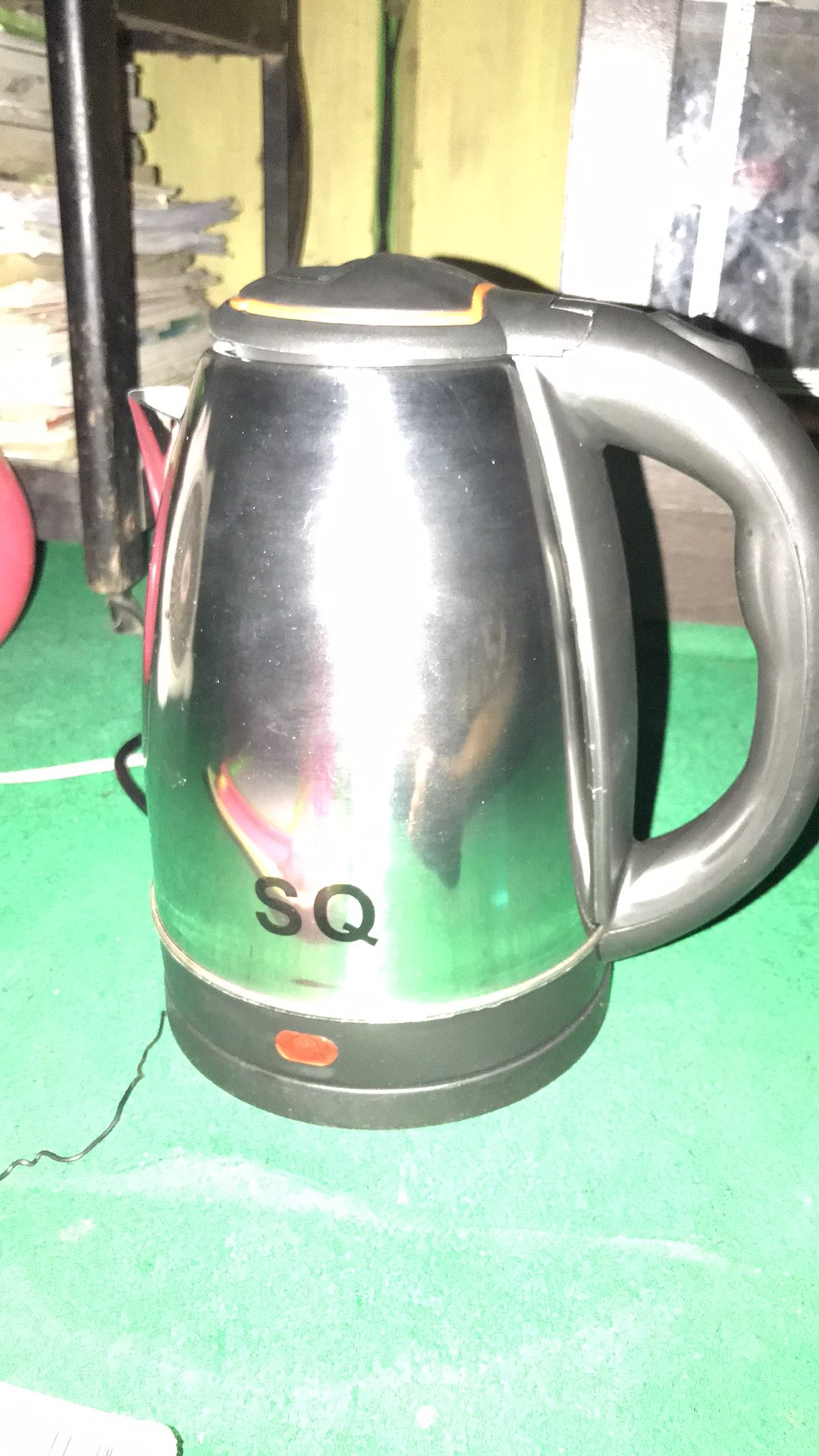 Teko Listrik 2 Liter