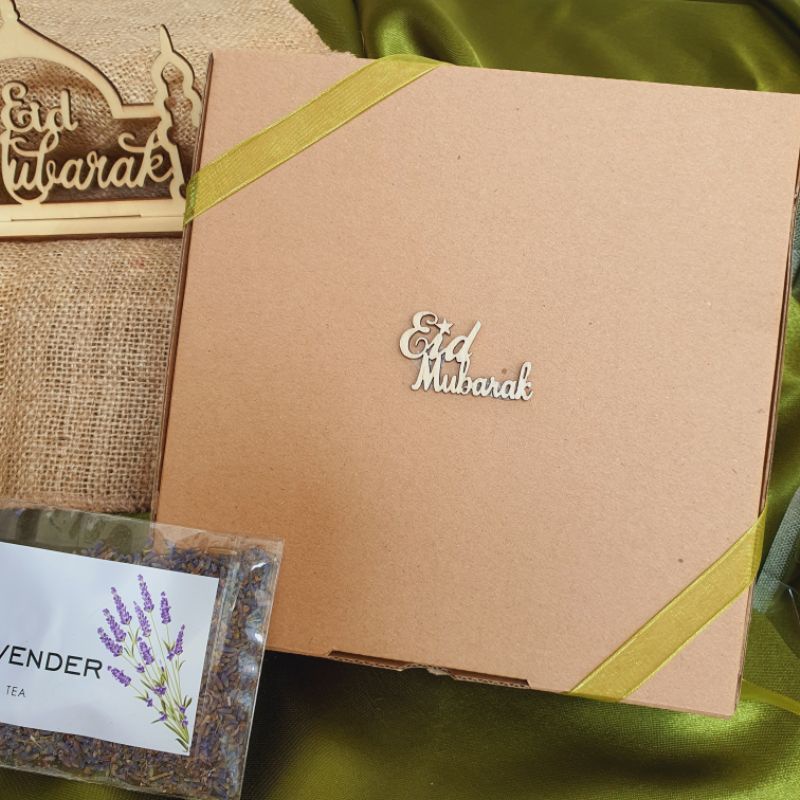 

Parsel Ramadan Idul Fitri isi kue kering teh kurma - Paket Komplit