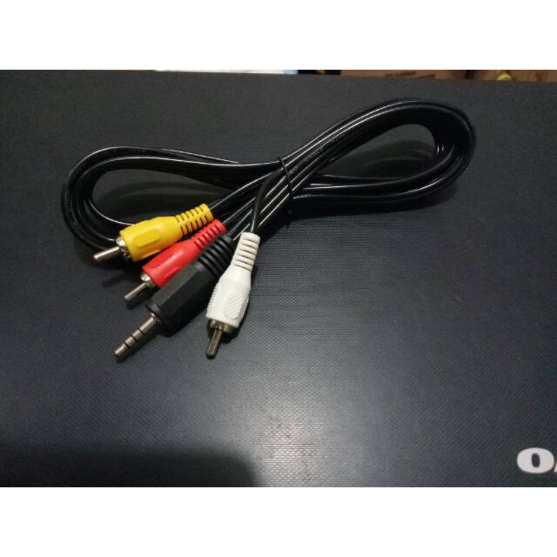 KABEL AUDIO VIDEO 3-1/AV TO RCA/KABEL 3-1 RCA 1.5 METER