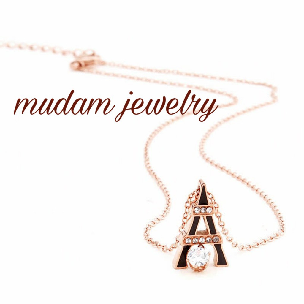 Kalung Titanium Model Menara Eiffel Paris Dengan Kristal