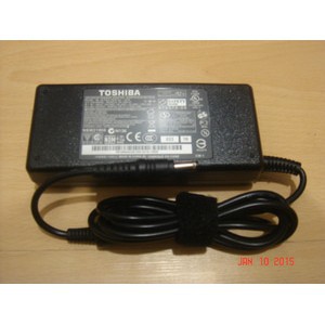 ADAPTOR TOSHIBA19V 2.37A 3