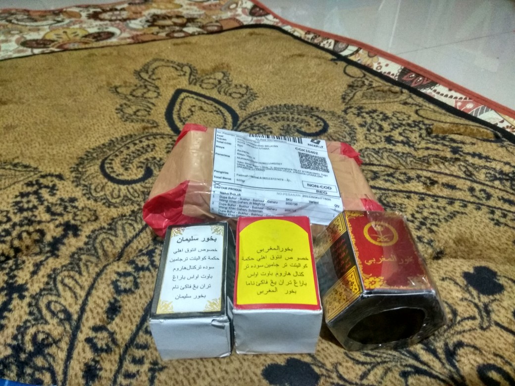 Dupa Buhur - Bukhur - Bakhour - Gaharu Wangi Khas Gaharu Sulaeman