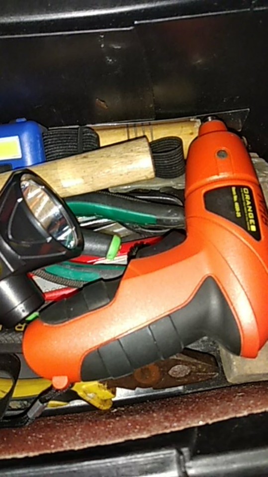 Mesin Bor Mini Cordless Drill 3.6v Orange Bonus Mata Bor Obeng Set Diy