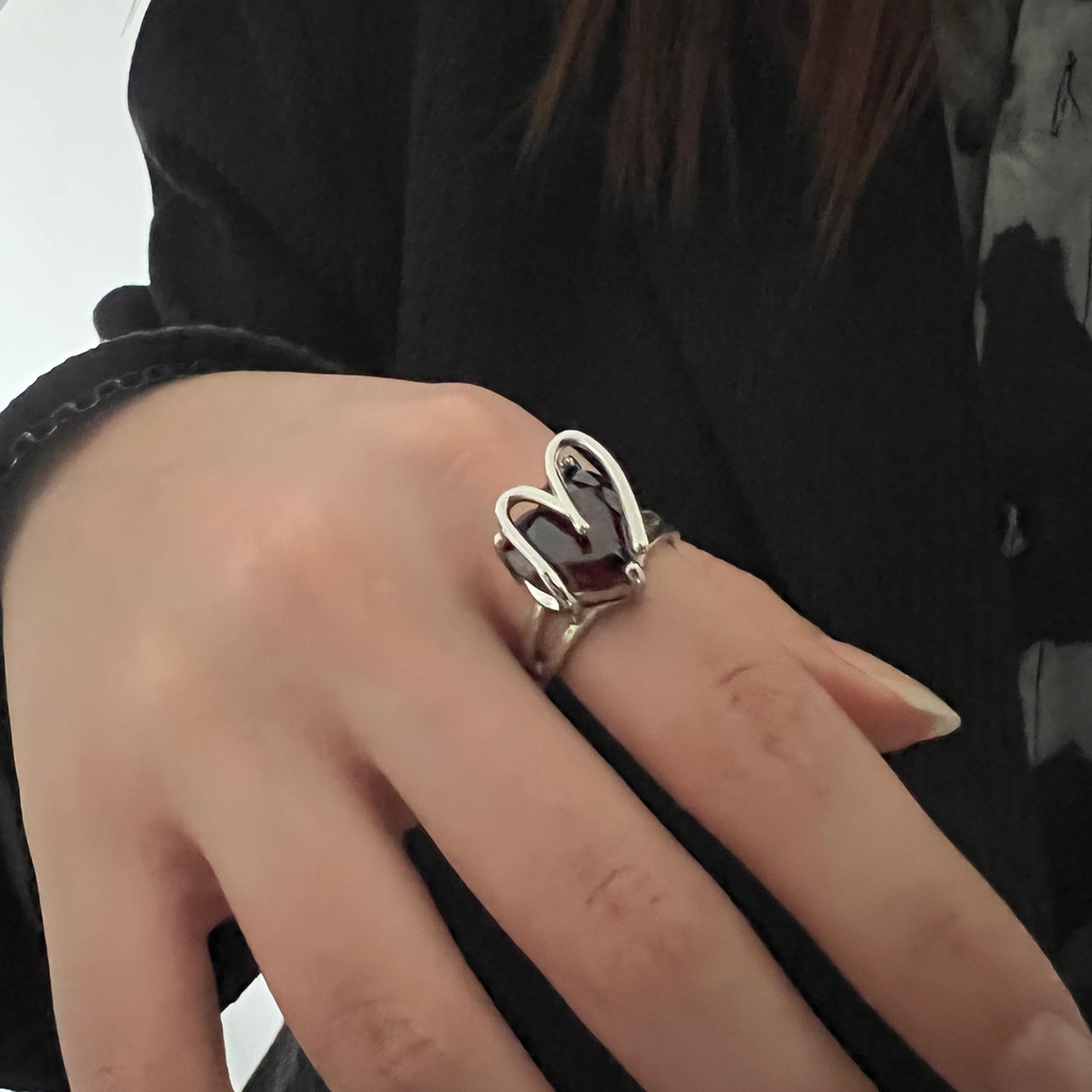 Cincin Ruby Adjustable Gaya Retro Hip-Hop