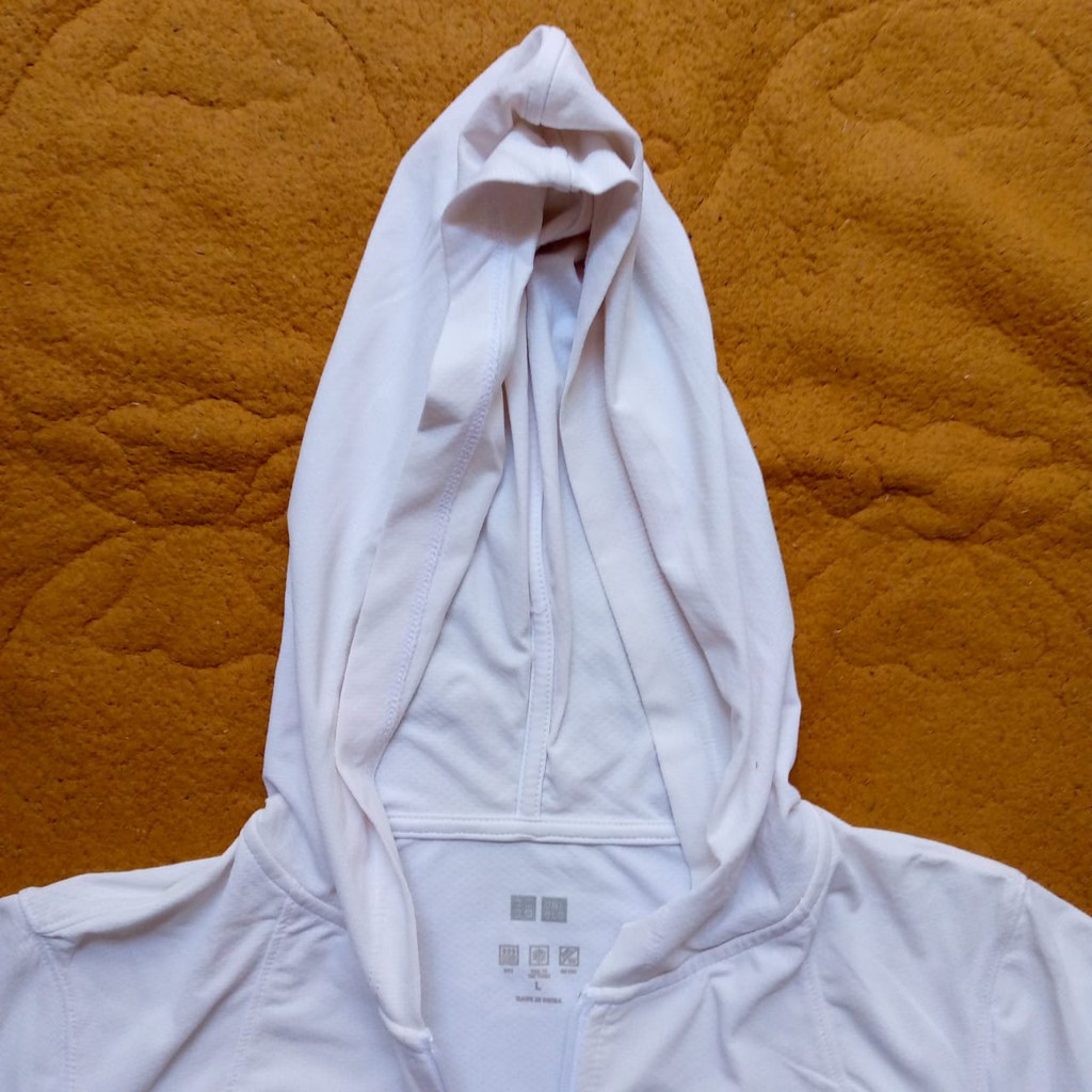 Preloved Jaket Outdoor Uniqlo Pria/Wanita Size:L