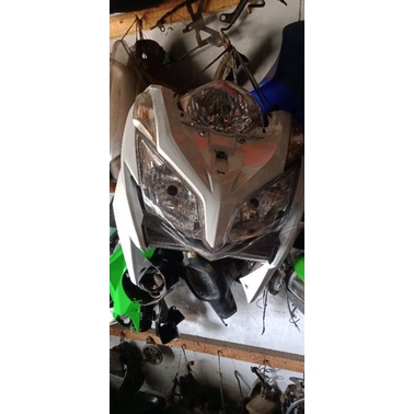 tameng ples lampu sen Vario 125 old