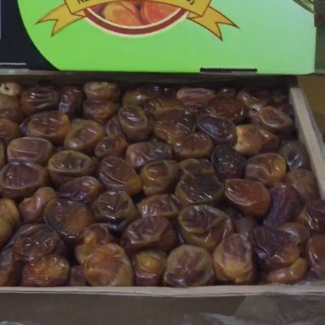 

Kurma sukkari