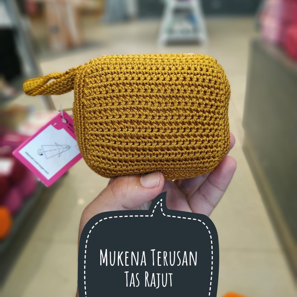 Mukena Travelling Model Terusan dg Tas Rajut Warna Kuning Mustard/ Kuning Kunyit
