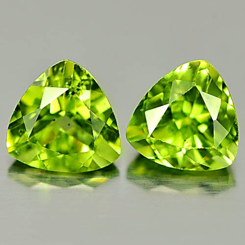 Matching Pair Trilliant 1.69ct Tcw 6.1x6x3.8mm Natural Unheated Green Peridot Pakistan PD996