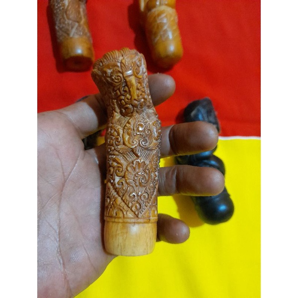 hulu keris mirip gading | deder keris tulang antik ukir | gagang keris | handle keris mirip gading