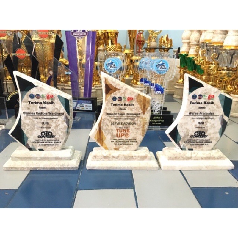 

Plakat Marmer Penghargaan