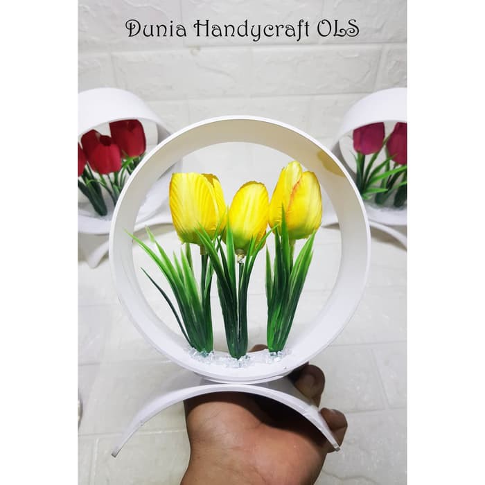 TULIP BULAN Bunga Imitasi Tanaman Hias Pajangan Dekorasi Cantik