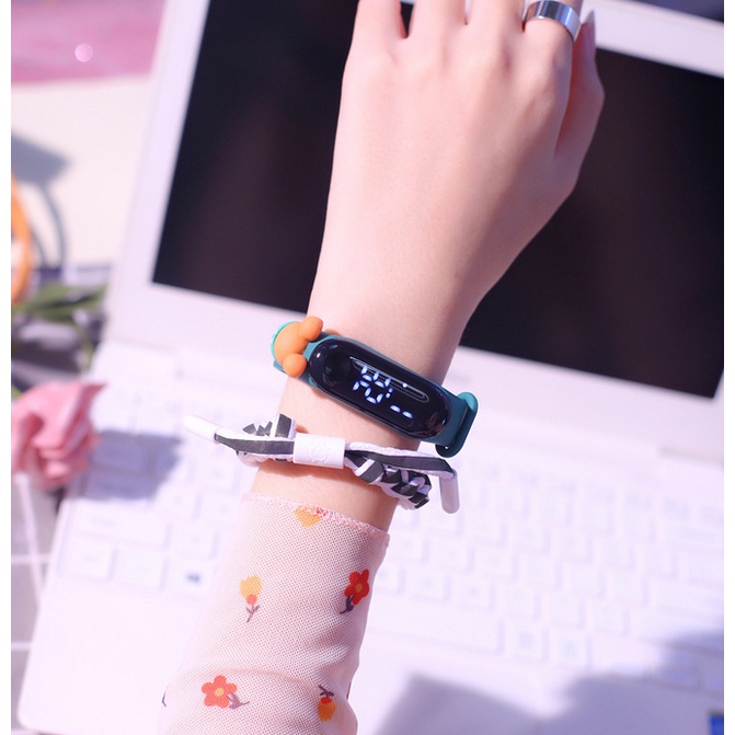 Jam Tangan LED Motif Karakter Waterproof IP67 LED putih