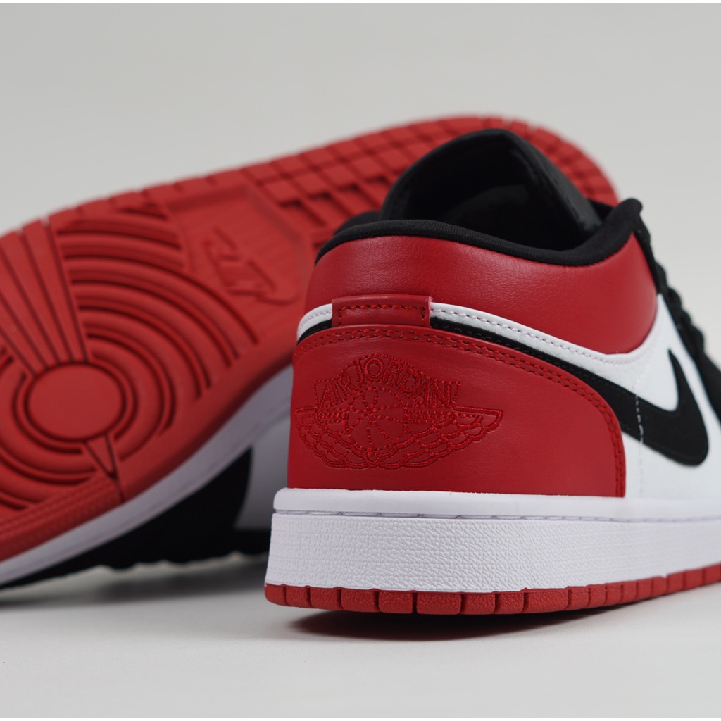 Nike Air Jordan 1 Low Black Toe