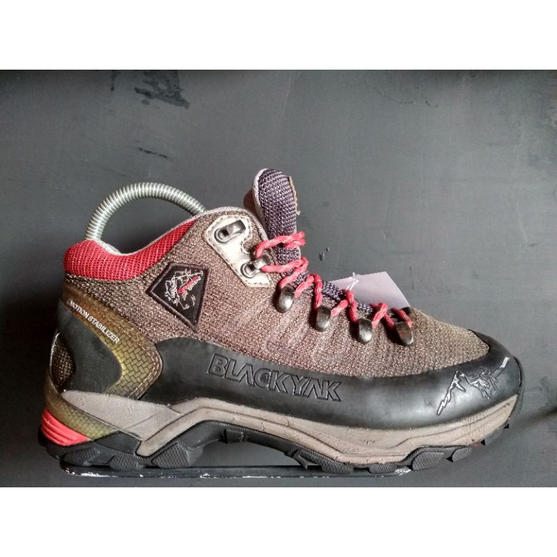 Sepatu Second Outdoor Blackyak