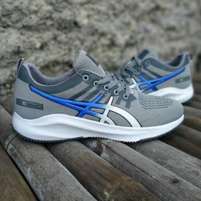 Sepatu olah raga