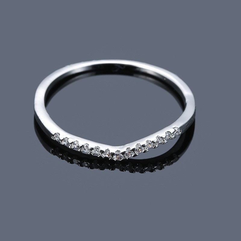 Pandora Cincin Sterling Silver 925 Bentuk V Hias Cubic Zirconia Untuk Wanita