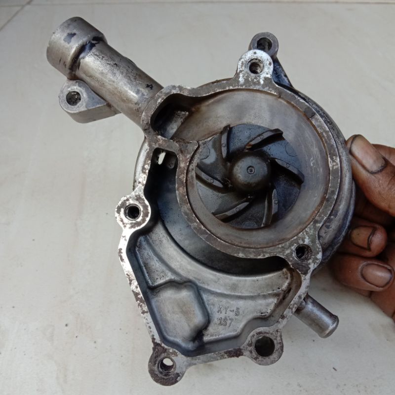 Rumah WaterPump Pompa Air Radiator Yamaha Jupiter Mx 135 Old New. Original. Seken bekas copotan