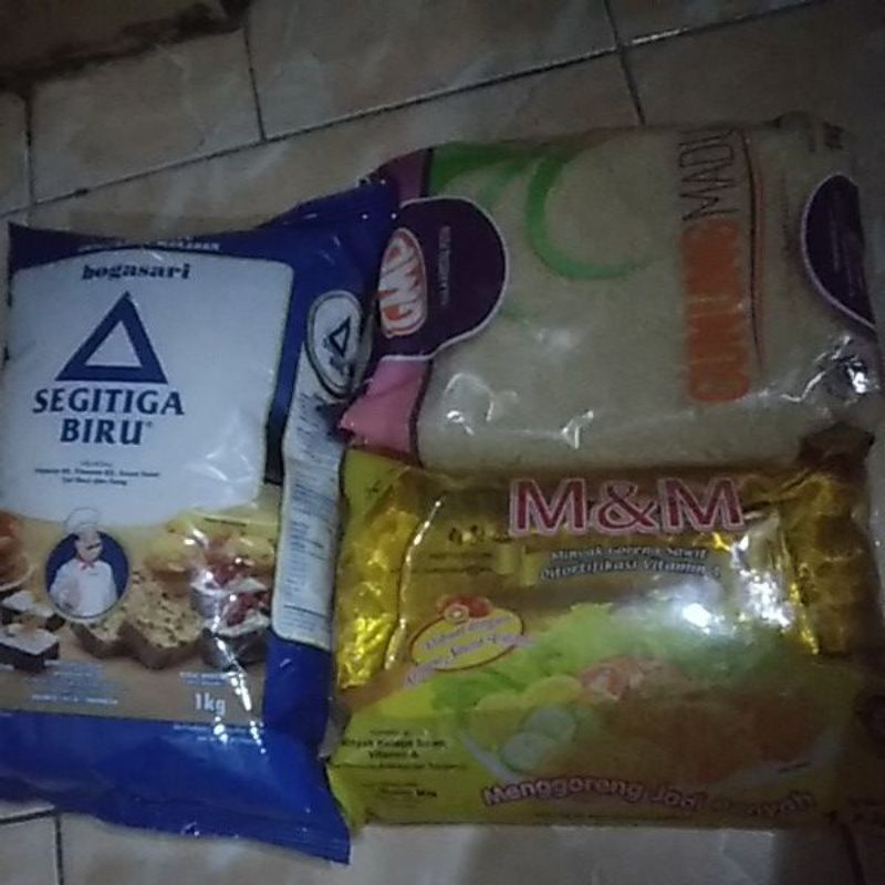 

Terigu-1kg_Gula-1kg_Minyak-1L