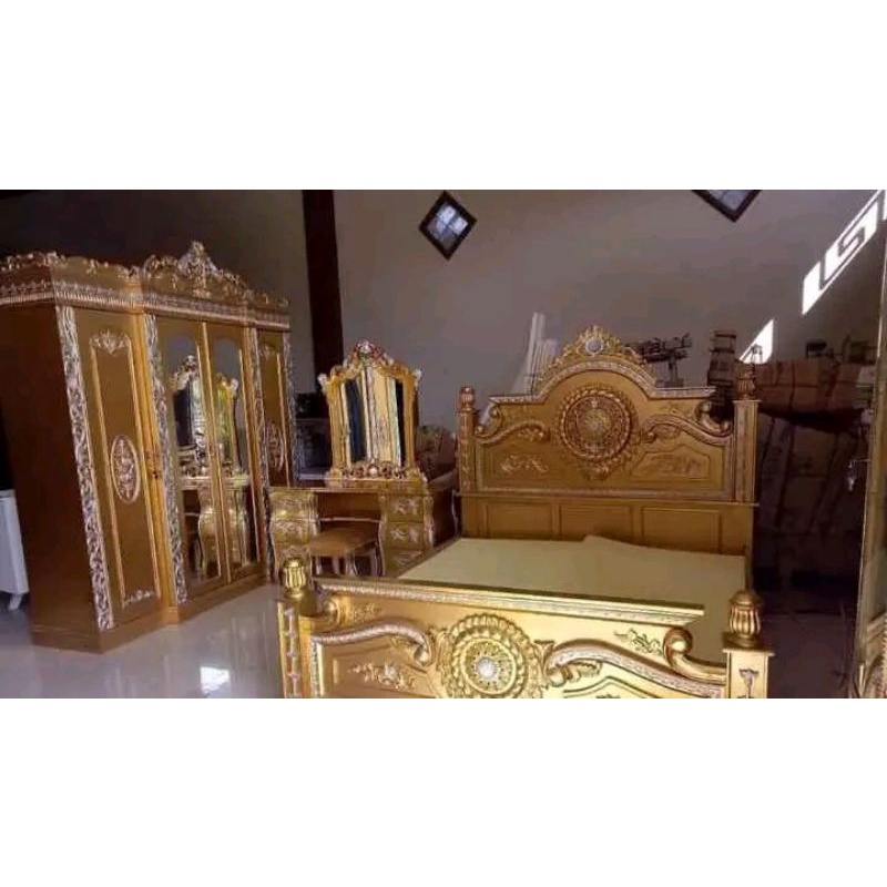 kamar set almari tempattidur mejarias ukir gong kayu jati klasik mewah furniture mebel jepara