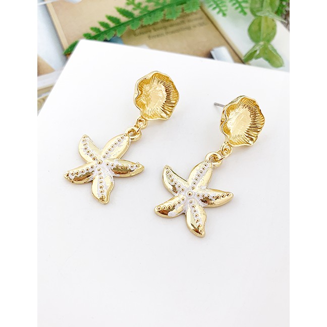 LRC Antingf Tusuk  Fashion Gold Alloy Starfish Earrings F56323