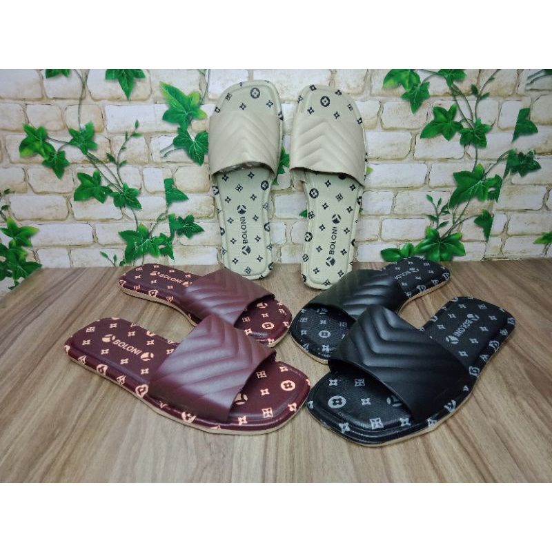 Sandal slop wanita boloni