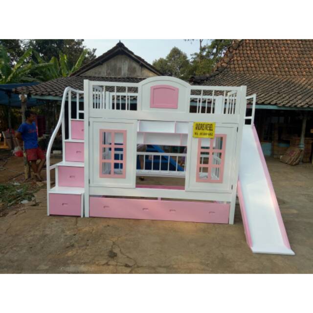 Tempat Tidur Tingkat Anak Perosotan Warna Pink / Ranjang Susun 3 Kasur / Dipan Tingkat Kayu Jepara