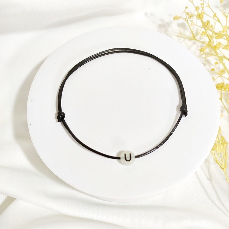 gelang glow in the dark inisial huruf bisa nyala wanita pria tali hitam korea waterproof-U