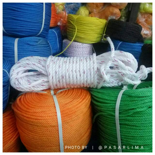 

Tali tambang ukuran 8 mm bahan plastik