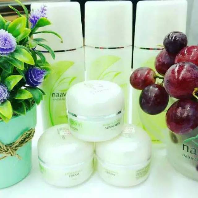 NAAVAGREEN PAKET KULIT KOMBINASI BERJERAWAT,BERMINYAK,KOMEDO