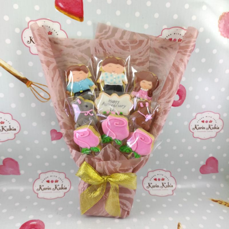 

HAND BUKET KUKIS ULTAH FAMILY 9 PCS