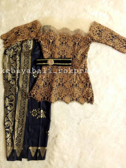 SET KEBAYA BALI KEBAYA MURAH KEBAYA WISUDA BALI