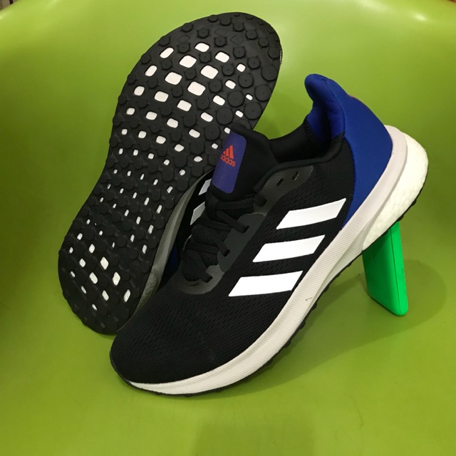 Sepatu ADIDAS ASTRARUN Mens Terbaru Original Made in Indonesia