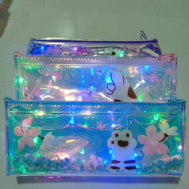 

Tempat pinsil cat LED