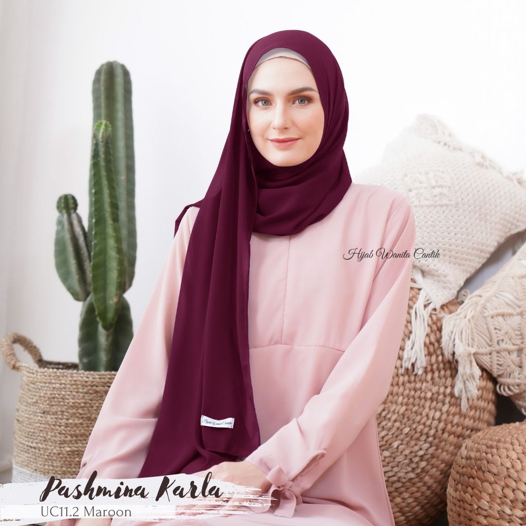 Hijabwanitacantik - Pashmina Karla (dengan kancing) | Pashmina Cerutti Premium | Hijab