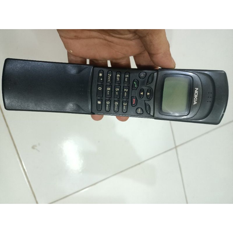 Nokia 8110 jadul aka pisang bahan