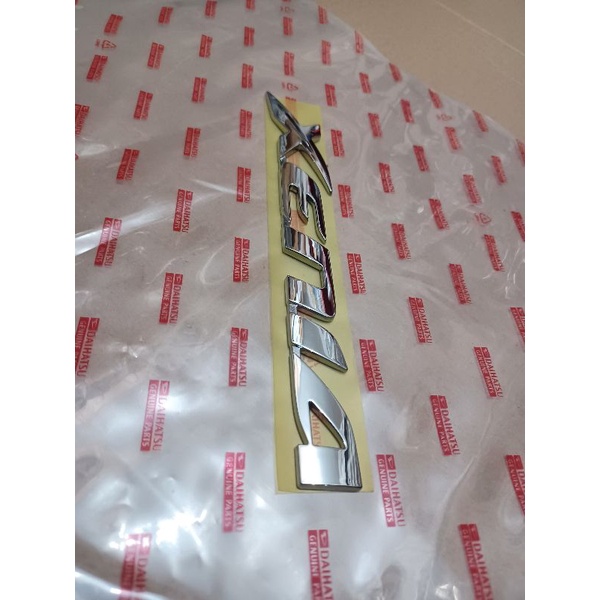emblem daihatsu XENIA