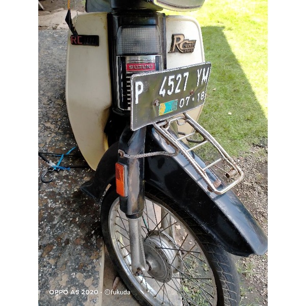 Legsield sayap depan putih RC 80 100 BRAVO ORIGINAL