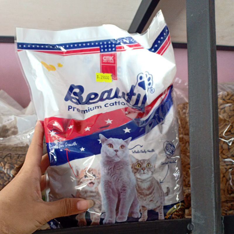 beauty pakan kucing