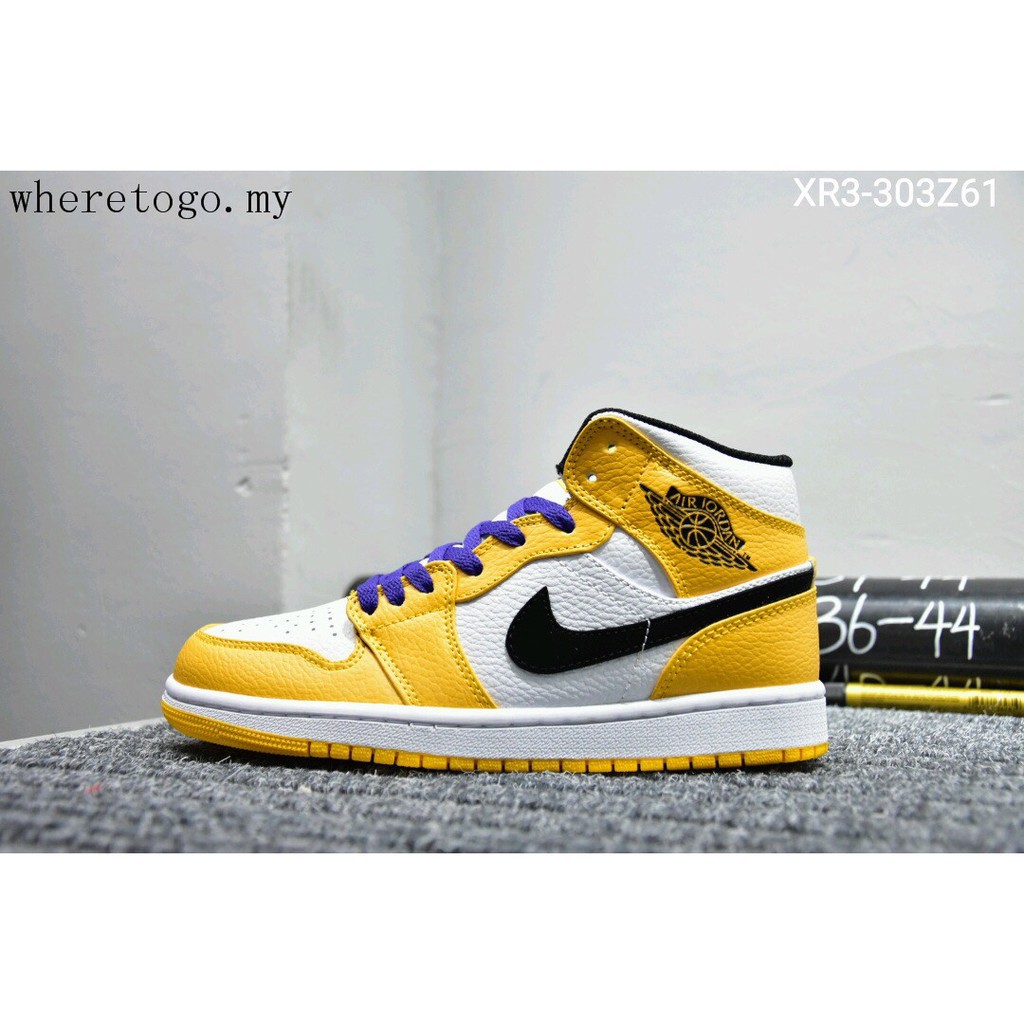 nike high top skate shoes