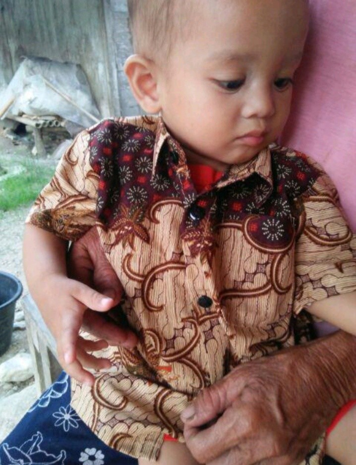 Batik Couple Keluarga Sania Ruffle Ori Ndoro Jowi Dnt Motif Mahkota