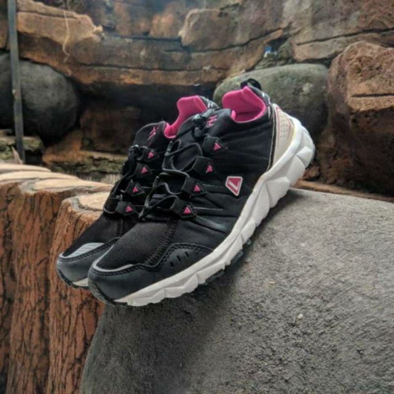 Sepatu Running Women League Kumo