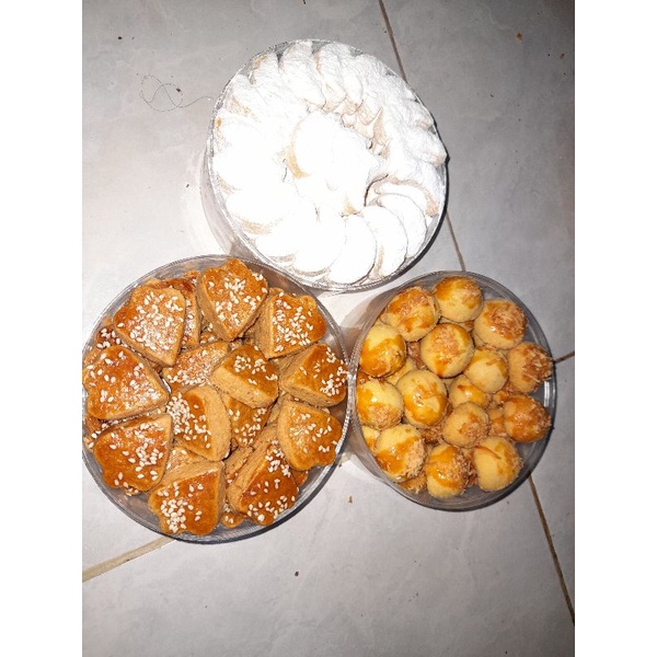 

nastar,putri salju,kue kacang,
