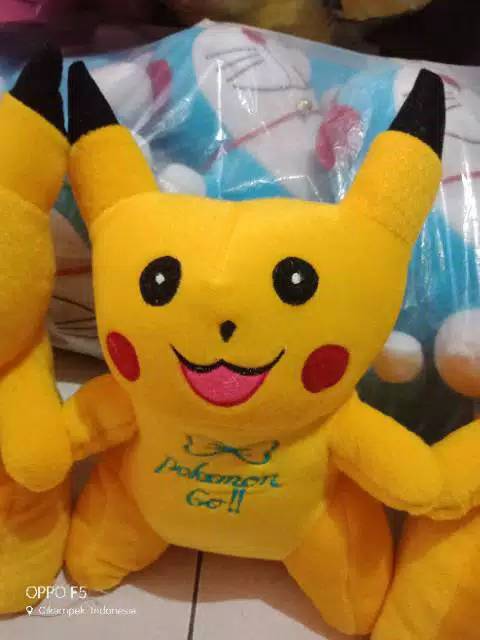 Boneka pokemon Go