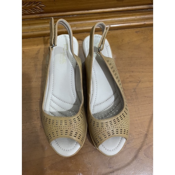 sandal wedges robelli preloved