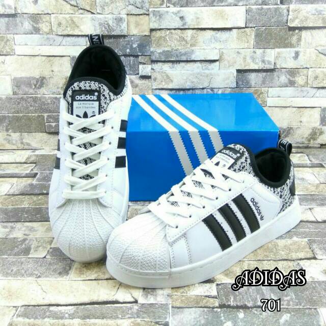 SHOES SPORT ADIDAS