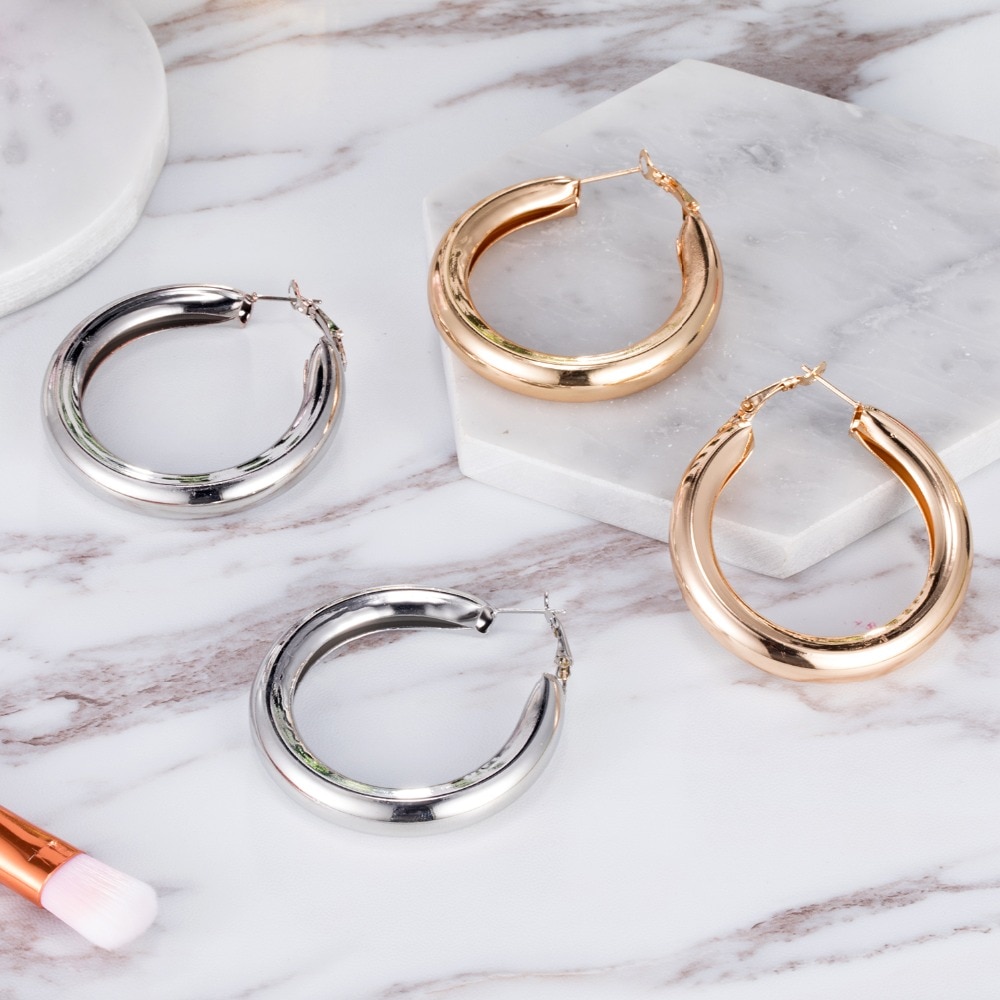 Anting Bulat Besar Gaya Punk Retro Untuk Wanita