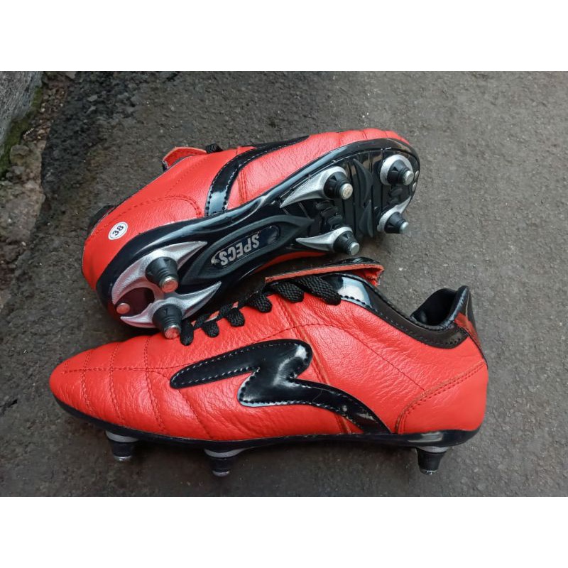 Sepatu Bola Kulit Specs Pull Besi