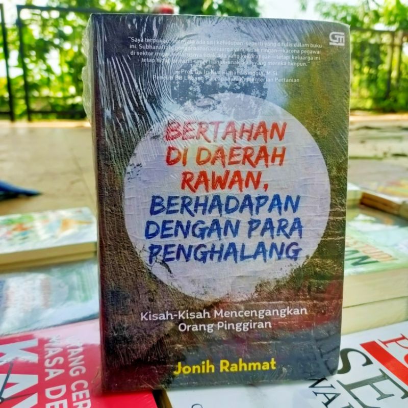 OBRAL BUKU INSPIRASI / INSPIRATIF / INSPIRASIONAL / KITA MESTI TELANJANG / DI BALIK JARI - JARI / ORIGINAL #5C-Bertahan di daerah