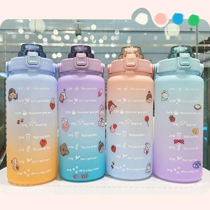 Botol Minum Viral 2 Liter Motivasi 2 Gradasi Warna / Bottle Jumbo 2L Penyimpanan Air Susu Teh Anti Tumpah / Wadah Penanda Waktu Minum Tritan 2000ml FOOD GRADE FREE STICKER dengan Tutup Pengunci / Tumbler Nagita Pelangi Untuk Sekolah Anak Dewasa